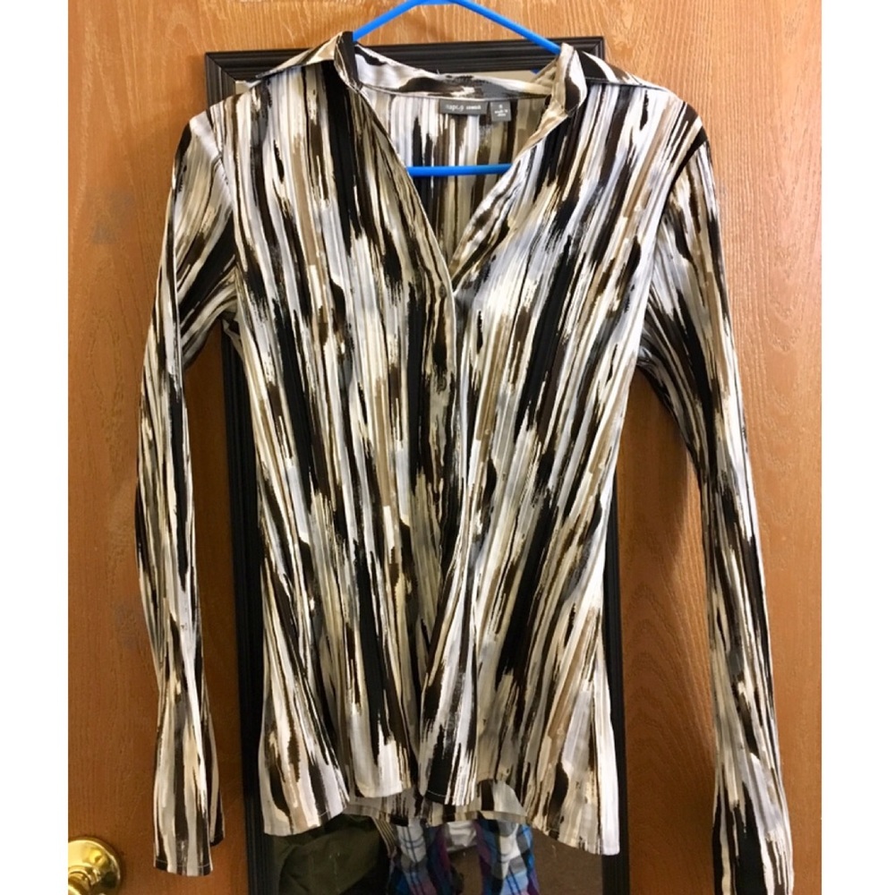 Business casual top